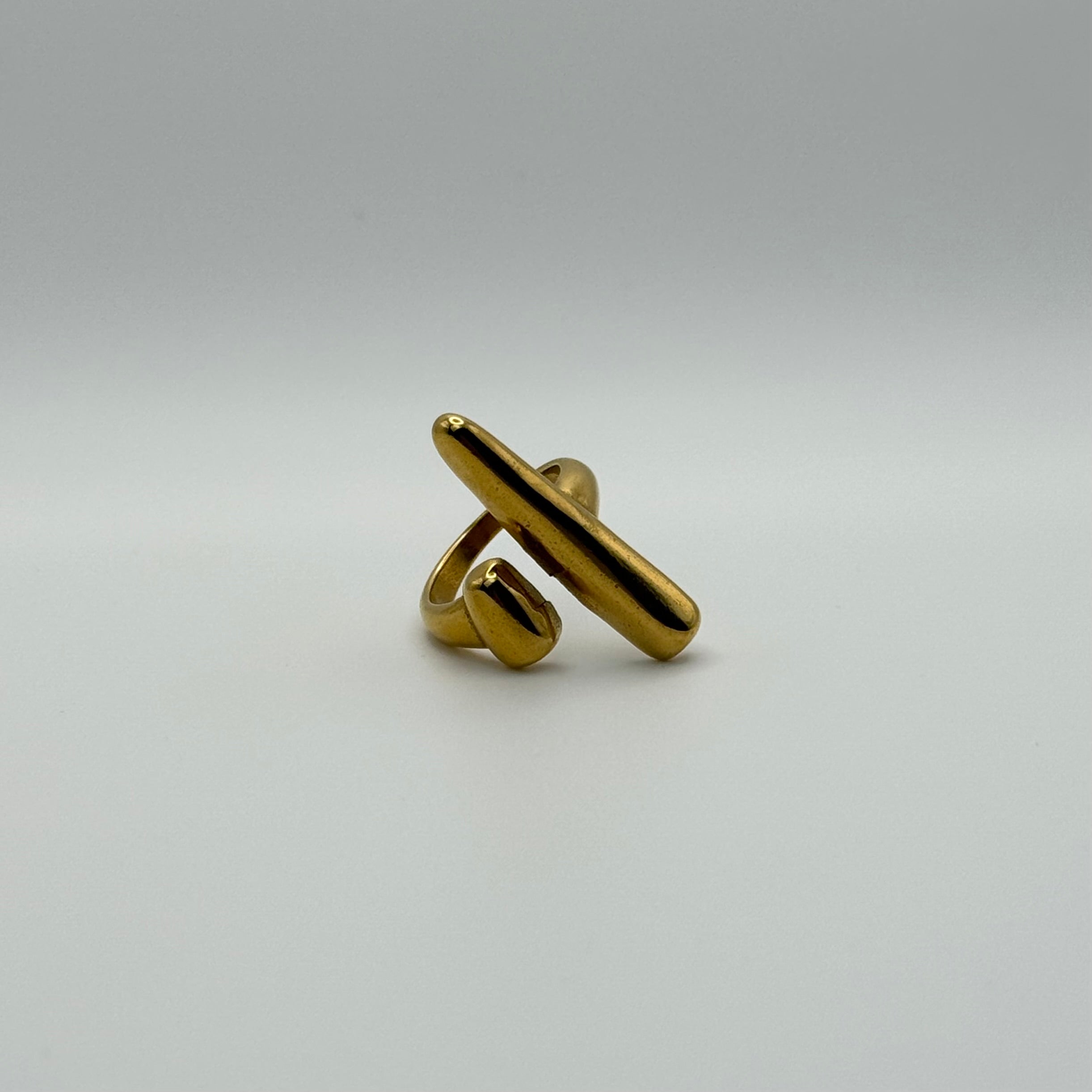 Golden Axis Ring