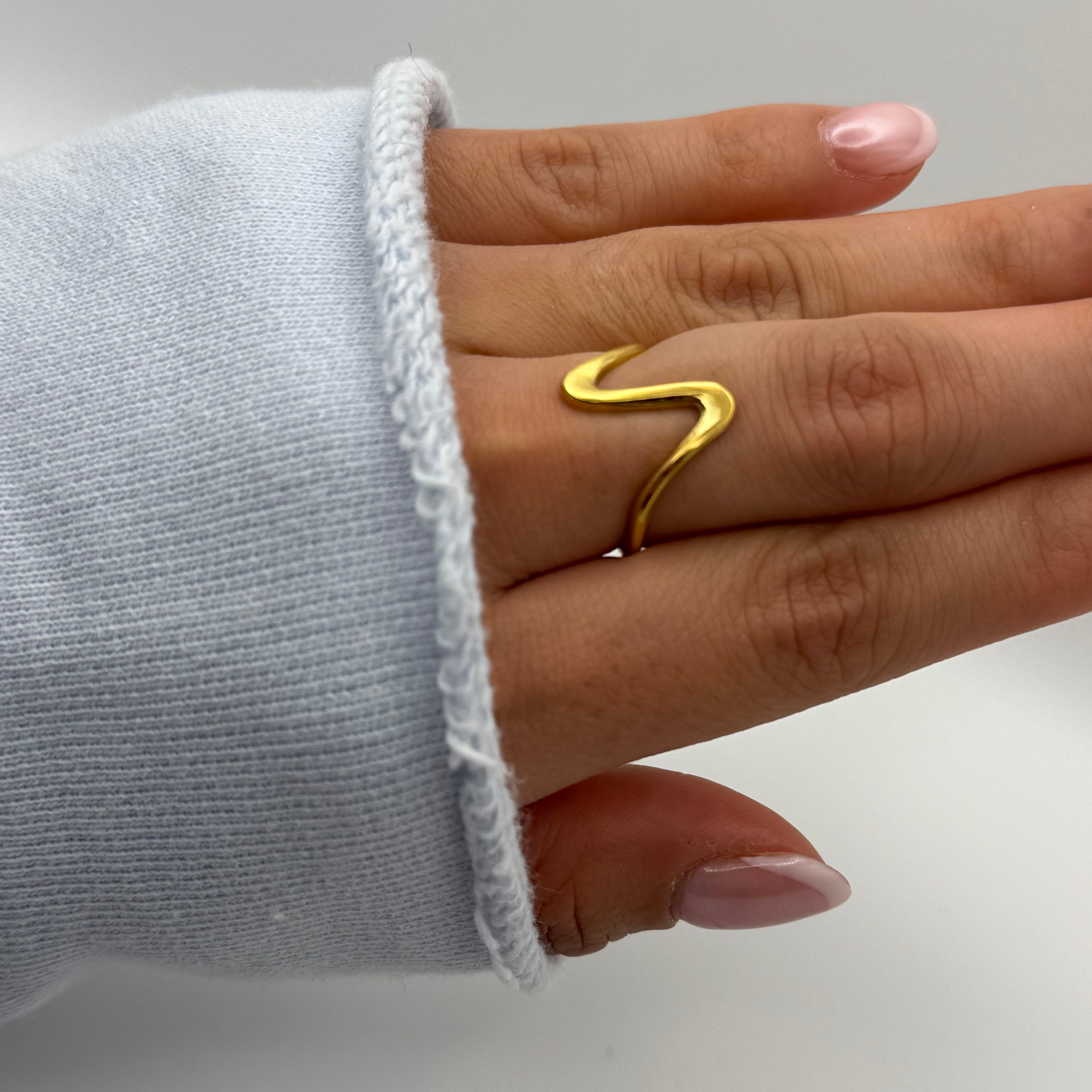 Wave Glow Ring