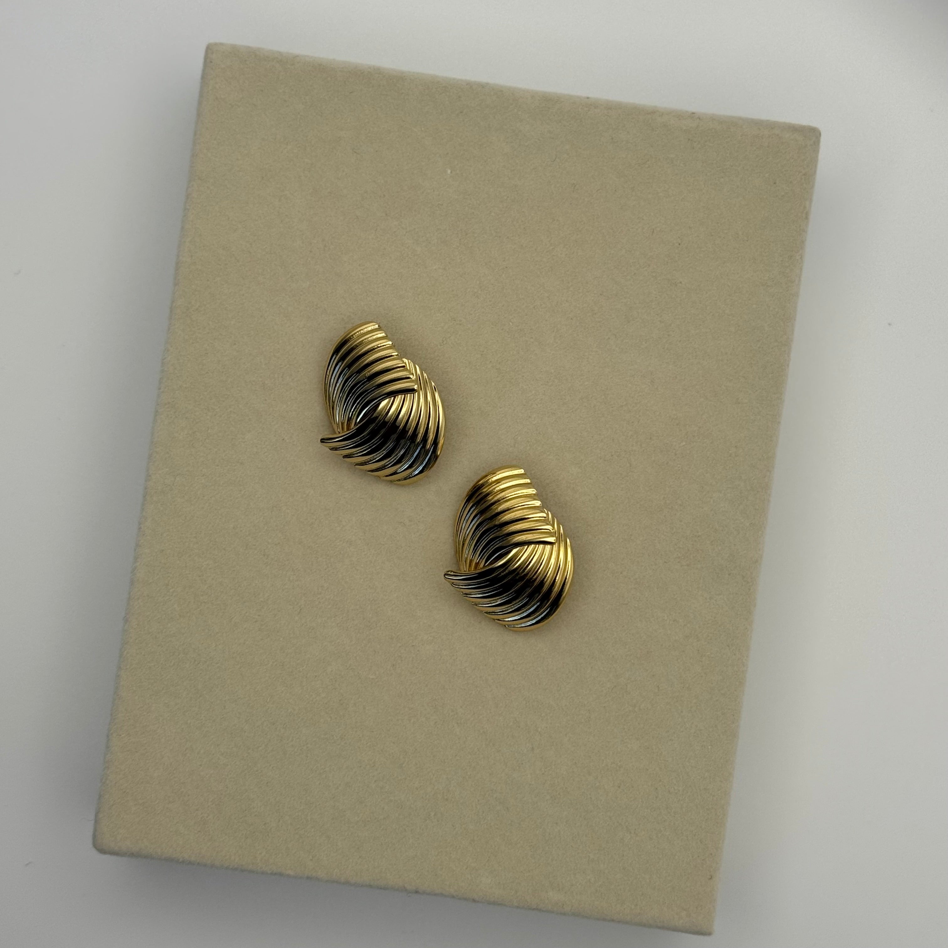 Violeta Earrings
