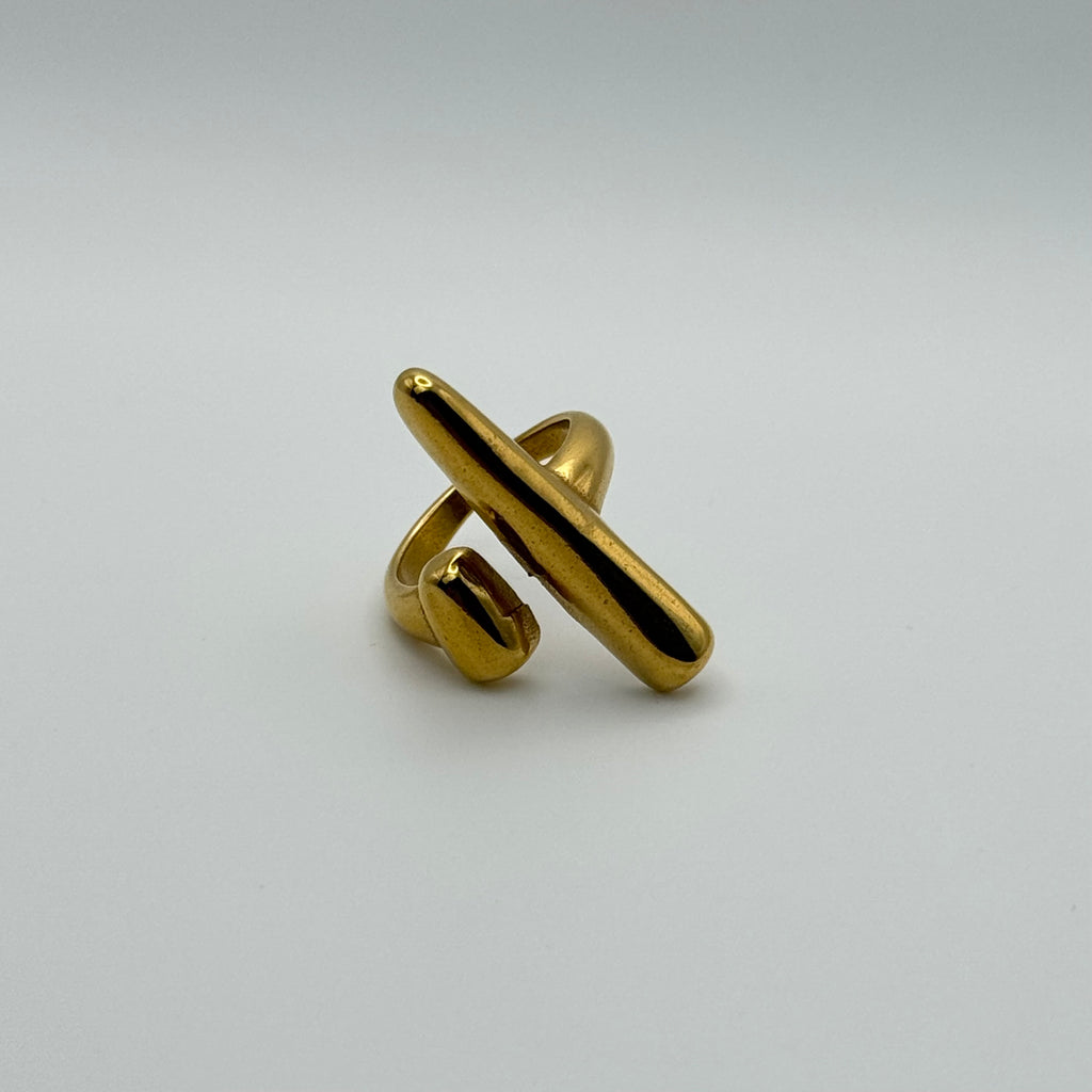 Golden Axis Ring