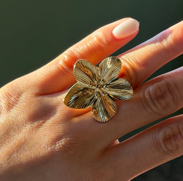 Anillo Flor Dorada